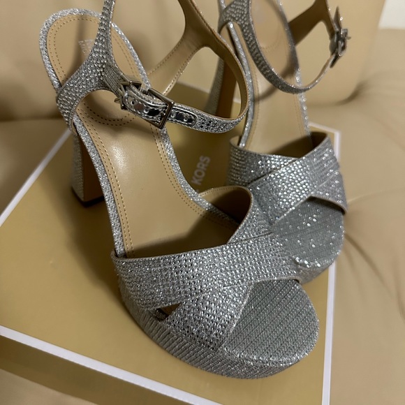 Silver Glitter Platform Sandals size 8 - Picture 9 of 12